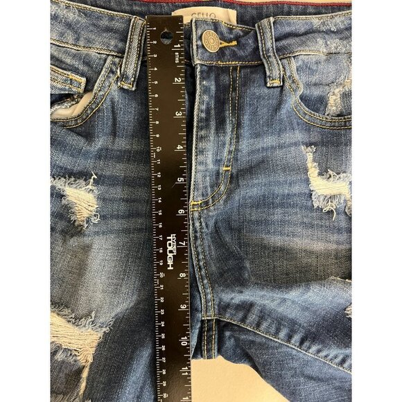 Cello Sz 3 Destructed Jean Shorts Medium Wash - Picture 8 of 8